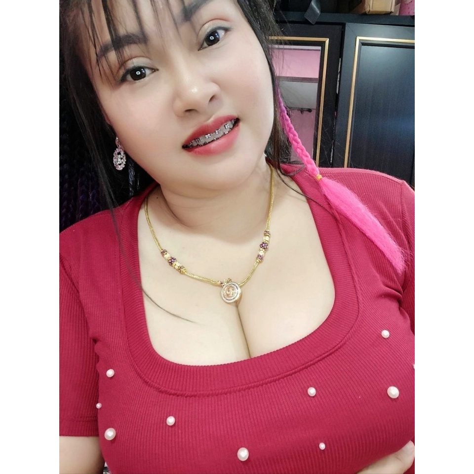 จัดส่งทันที*เสื้อนมโตสาวอวบ อก38-46 ยาว24 คอเหลี่ยมแตงมุขสุดหรู มุกตอกนะคะ ดูแพงสวยมาก (คอเหลี่ยม ติดมุขหรูหรา