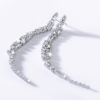 SWAN - Dropping Stones Earring ต่างหูเงินแท้ ต่างหูทรงห้อยระย้า ฝังเพชรคิวบิกเซอร์โคเนีย cubic zirconia