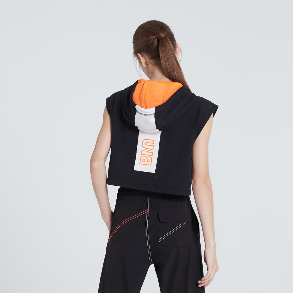 UNBOUND PIT LANE I CROPPED HOODIE เสื้อครอปมีฮู้ดผู้หญิง — صورة 3