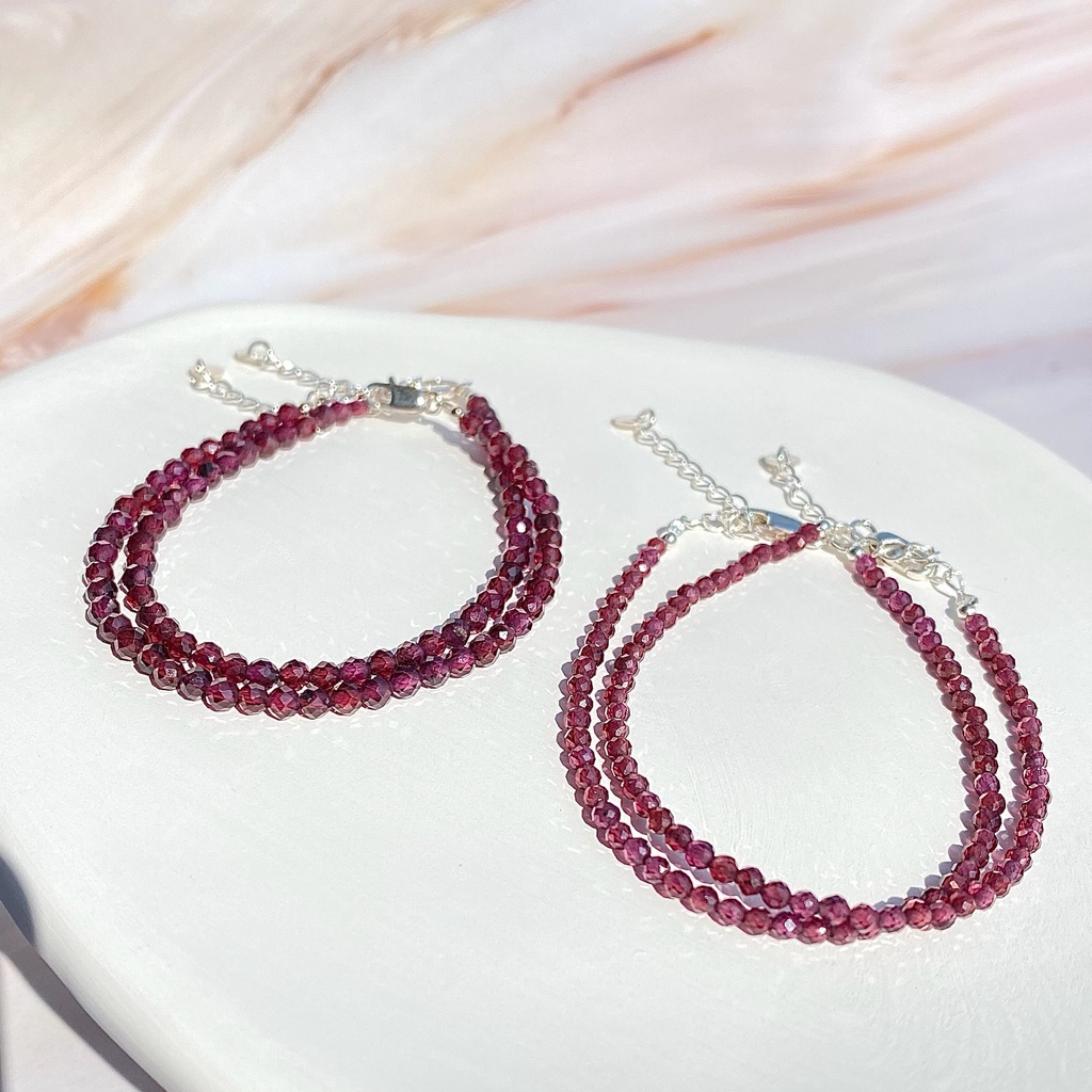 SERENA ✨  สร้อยข้อมือหิน โรโดไลท์ การ์เนต (Rhodolite Garnet) 2-3mm with Silver 925