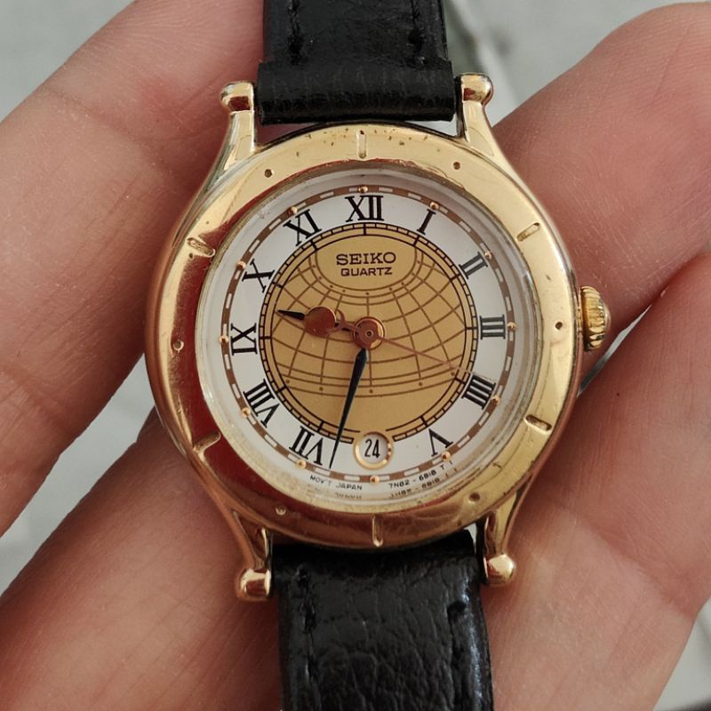นาฬิกา Vintage Seiko ระบบ quartz หน้าโรมัน ตัวเรือนสีทองสวย
