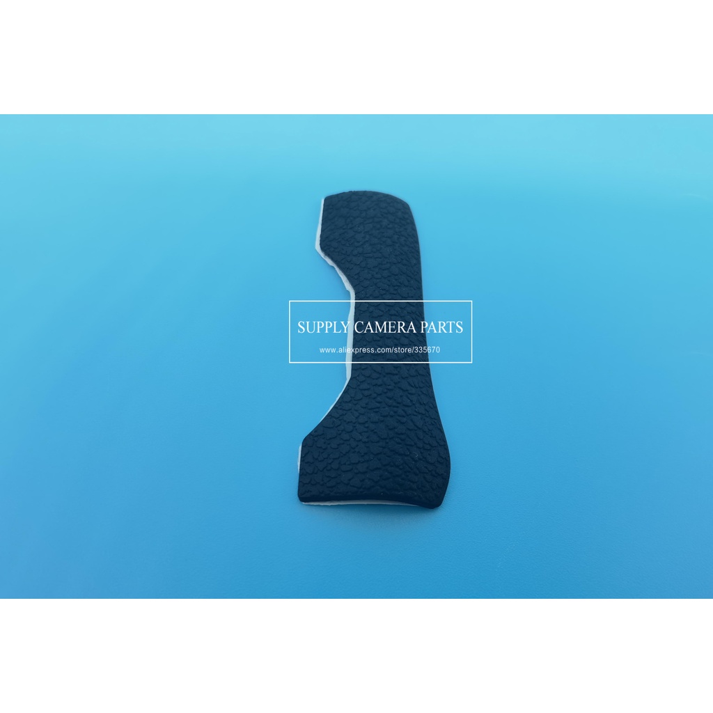 ใหม่สําหรับ Nikon D810 D810A การ์ดหน่วยความจําฝาปิดยาง Grip พร้อมเทปอะไหล่ซ่อม