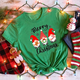 เสื้อยืดแขนสั้นลําลอง พิมพ์ลาย Merry Christmas Gnome สีเขียว สไตล์วินเทจ เหมาะกับของขวัญคริสต์มาส สําหรับผู้หญิง