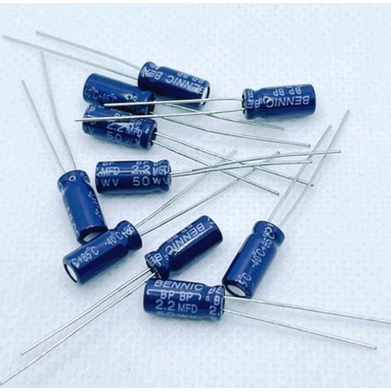 Capacitor ยี่ห้อ Bennic ค่า 2.2uF/50V. BP ไม่มีขั้ว สีน้ำเงิน (จำนวน 10 ตัว)​
