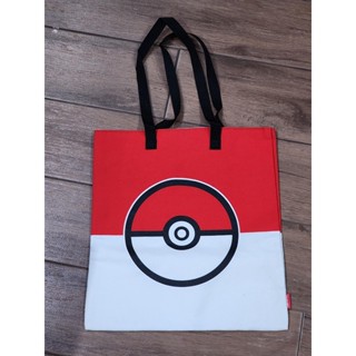 กระเป๋า Tote bag ลายโปเกมอน พร้อมหูหิ้ว  ราคาใบละ 119 บาท