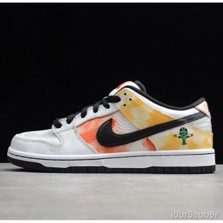 Sb Dunk Low Pro Raygun รองเท้ากีฬา รองเท้าวิ่ง สําหรับผู้ชาย และผู้หญิง SB Low SB BQ6832-101