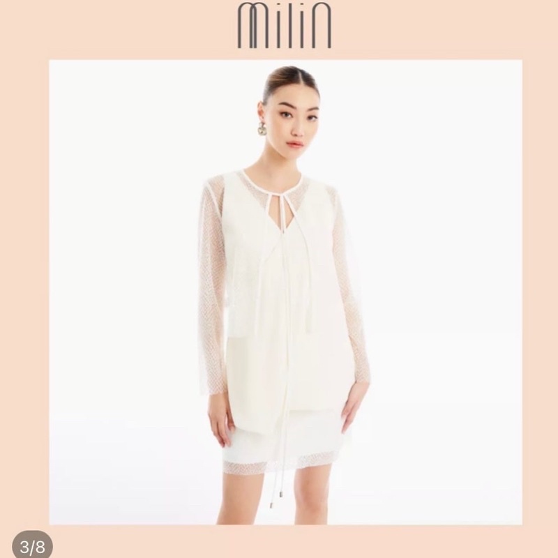 เสื้อคลุม Milin brand THB1,000.00