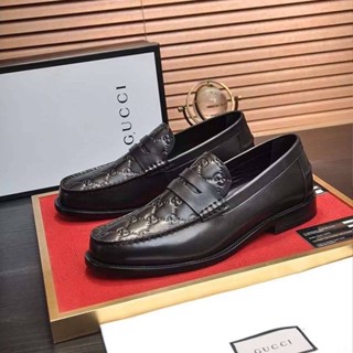 🔥ผ่อนได้🔥รองเท้าผู้ชาย Gucci Loafers Size 40 - 44 cm งาน Original อุปกรณ์ : Full Box Set