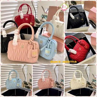 กระเป๋าหนัง MiuMiu 5 สี กระเป๋าถือ พร้อมสายสะพายยาว กระเป๋าแฟชั่น กระเป๋าสะพายข้าง คุณภาพดี สวยมากๆ พร้อมกล่อง