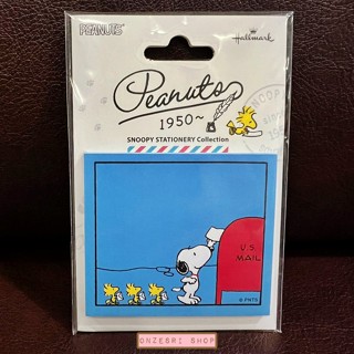 Snoopy x Hallmark Sticky Memo ลายส่งจดหมาย สีฟ้า เป็นกระดาษโน้ตมีกาว แบบโพสท์อิท ขนาด 5.4 x 6.2 ซม. มี 30 แผ่น