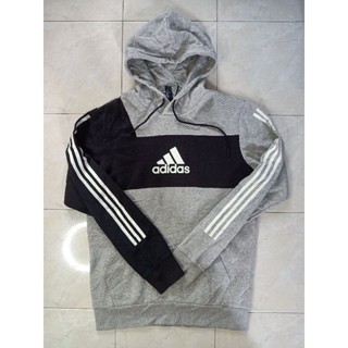 เสื้อ Adidas ของแท้มือสอง