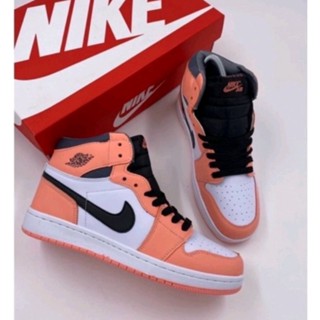 รองเท้าผ้าใบหุ้มข้อ Nike Jordan 1 High รองเท้าหุ้มข้อ 🌟รุ่นฮิต ใส่เท่