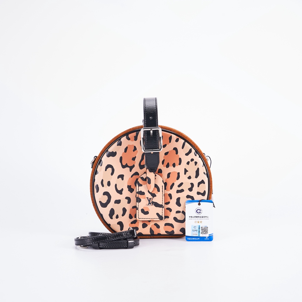 ۞LV Louis Vuitton bag old flower leopard limited edition กระเป๋าสะพายข้างเค้กกลม