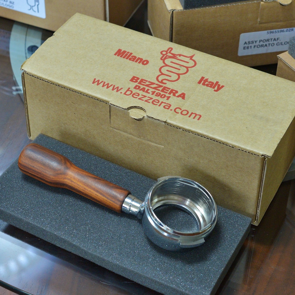 STREGA ก้านชง bottomless สำหรับเครื่องคันโยก STREGA เท่านั้น / Bottomless portafilter for BEZZERA ST