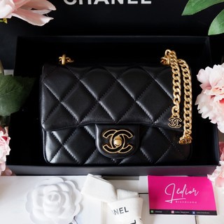 [ทักแชทก่อนสั่งซื้อ] chanel สีดำหนังแกะ  หนังแท้หอมกลิ่นหนังค่ะ  งานดีสุด (ในรูปเป็นภาพถ่ายสินค้าจริงค่ะ)