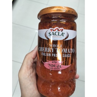 Sacla Whole Cherry Tomato Italian Pasta Sauce ซอสมะเขือเทศผสมไส้กรอกหมูอิตาเลี่ยนรสเผ็ด  350 กรัม