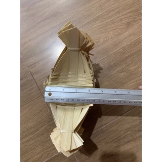 ที่ใส่ขนม ใส่ผลไม้ สานจากไม้ไผ่ ทรงเรือน่ารัก ใส่ขนม ใส่ผลไม้ จัดเบรคน่ารักๆค่ะ