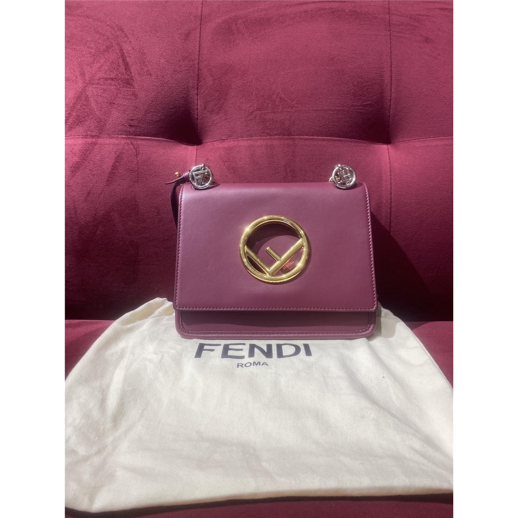 FENDI กระเป๋า Fendi Messenger กระเป๋าผู้หญิง