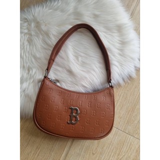 กระเป๋าสะพายไหล่สีน้ำตาลNEW MLB MONOGRAM Embo Shoulder Bag BOSTON REDSOX