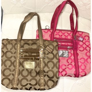กระเป๋าสะพายข้าง coach poppy ขนาดปาก15สูง13นิ้ว ซัยในอะไหล่สวยๆ มือสองพร้อมใช้
