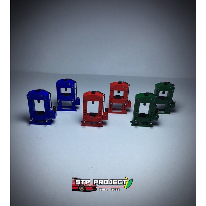 โมเดลแท่นอัดไฮโดลิค สเกล 1/64 เล่นกันรถโมเดล 1/64