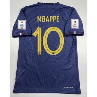 เสื้อบอล เพลเย่อ ทีมชาติ ฝรั่งเศส เหย้า 2022 Player France Home พร้อมเบอร์ชื่อ 10 MBAPPE อาร์ม ฟุตบอลโลก World Cup 2022