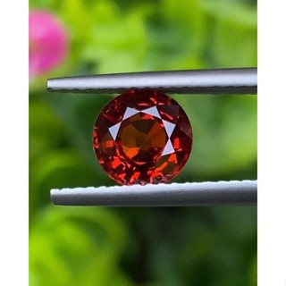 พลอย สเปซซาไทซ์ การ์เน็ต (Spessartite 锰铝榴石 Garnet) 1.55 กะรัต (Cts.克拉)