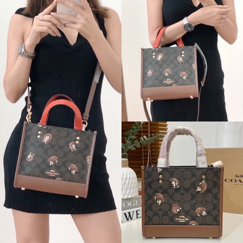 (สด-ผ่อน) CC769 COACH DEMPSEY TOTE 22 IN SIGNATURE CANVAS WITH HEDGEHOG PRINT