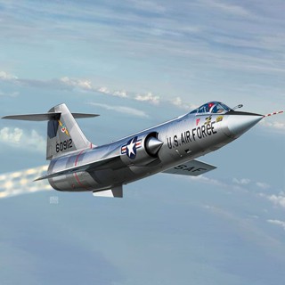 Academy ชุดโมเดลพลาสติก สเกล 1/72 USAF F-104C "สงครามเวียดนาม"