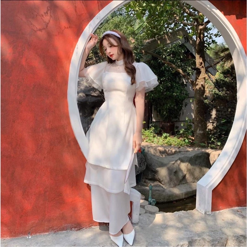 REFORMED Ao Dai 4 ด้าน แขนพอง คอเหลี่ยม WHITE SILK TAY CHAN TIEN