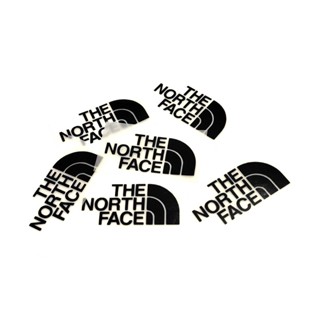 ตัวรีด The North Face กว้าง 4 Cm.  แพ็ค 2 แผ่น คละสีได้ รีดได้ทุกเนื้อผ้า