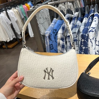 New ของแท้ 💯% MLB NY UNISEX CURVED CAPNY NEW YORK YANKEEกระเป๋าถือเเฟชั่นรุ่นใหม่ผ้าเนล่อนสไตย์ใหม่สำหรับสตรี