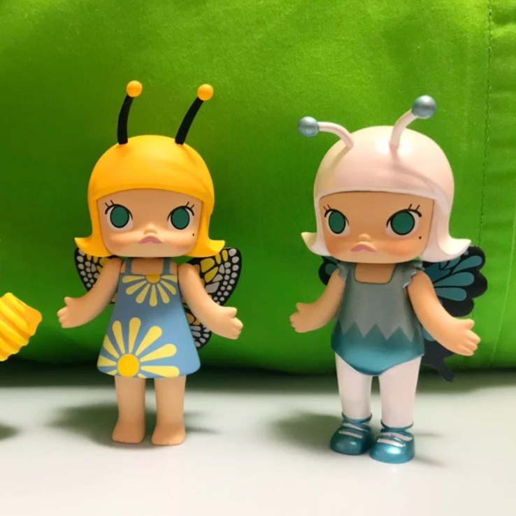 【ของแท้】POPMART Molly Bugs Series กล่องสุ่ม ตุ๊กตาฟิกเกอร์ เครื่องประดับ ของขวัญ