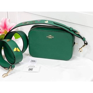 Coach C8373 Mini Camera Bag With Diary Embroidery เขียวรับทรัพย์ รบกวนสอบถามก่อนสั่งนะคะบางทีหมดค่ะ หายากค่ะสีนี้