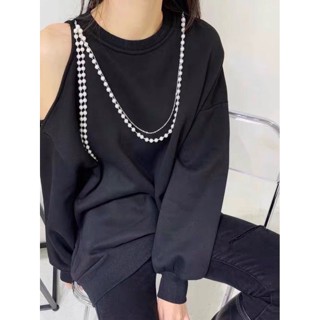 เสื้อสเวตเตอร์เปิดไหล่ PEARL CHAIN NECKLACE OFF SHOULDER