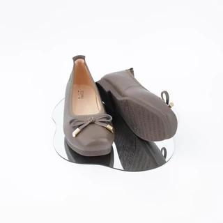 ST.JAMES รองเท้าหนังแท้/รองเท้าส้นแบน ส้น 1.5 CM. รุ่น EIFFEL สี D.KHAKI l รองเท้าคัทชู ผู้หญิง