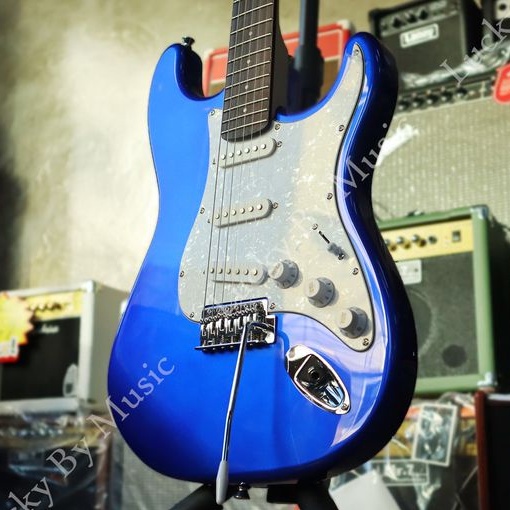 [โค้ดลด1000-📸] กีต้าร์ไฟฟ้า Gusta รุ่น GST-01 ปิ๊กอัพ SSS มีหลายสี ฟรี ปิ๊ก4อัน คู่มือ ประแจ สายแจ็ค