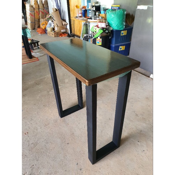 โต๊ะบาร์ ไม้พาราประสาน สีโอ๊คเงา ขาดำ ขนาดกว้าง50cmxยาว150cmxสูง100cm. ไม้เกรดAC หนา 20mm. ขาเหล็กกล