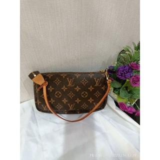 Lv พอขชใหล่น่ารักมากตัดจากแคนวาสหลุยใบเก่าลายดามิ8900
