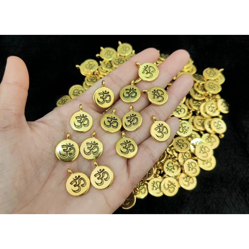 จี้โอมสีทอง โอม พระพิฆเนศ สัญลักษณ์ โอมจี้สีทองสินค้าส่งในไทย