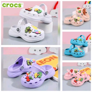 Crocs Bae jibitz รองเท้าแตะลําลอง สําหรับเด็ก