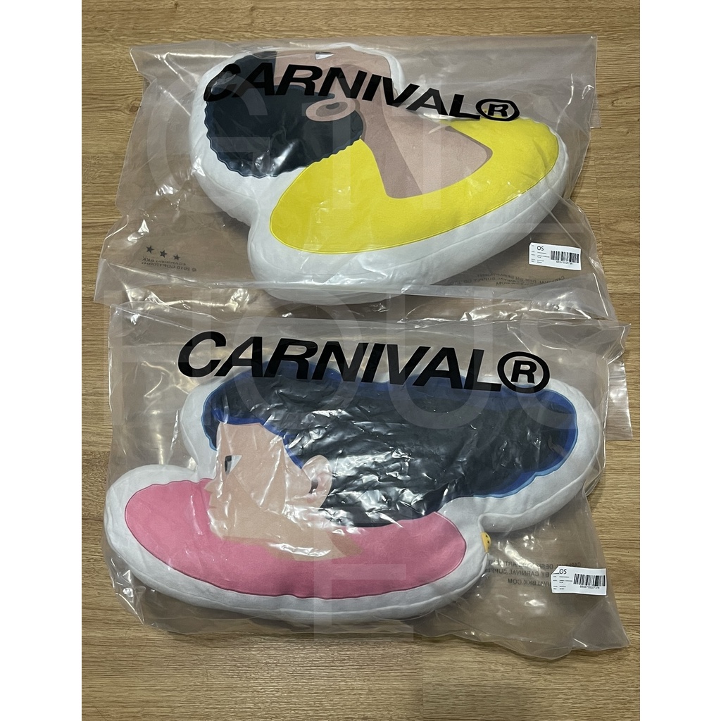 [Sale New แท้ !] หมอน Gongkan x Carnival 1 set 2 ใบ (สะสมตกแต่งบ้าน)