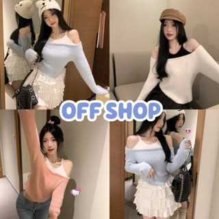 OFF SHOP พร้อมส่ง (OFF-U041)  เสื้อไหมพรมเปิดไหล่ ดีเทลขนมุ้งมิ้งน่ารักใส่สบายคิ้วๆ