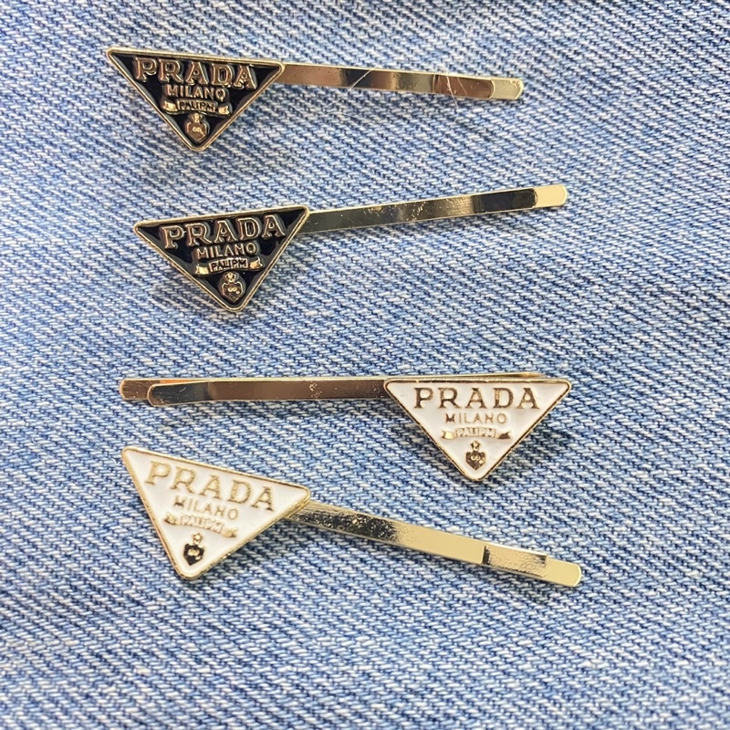 กิ๊บติดผม prada พร้อมส่ง