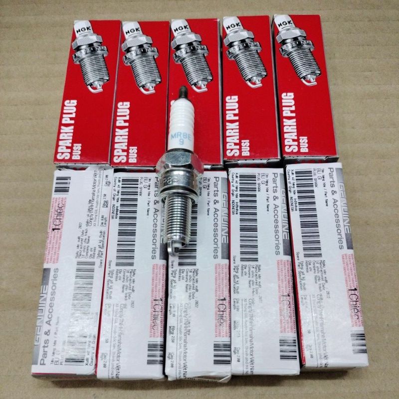 NGK PLUG MR8E-9 R15 MT15