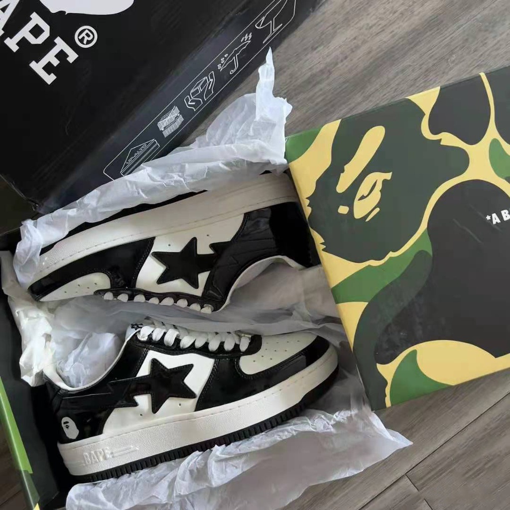 Bape Sta Ape Head Low-Top รองเท้าผ้าใบผู้ชายผู้หญิงรองเท้าเงาสีดําสีขาว