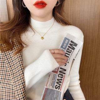 [พร้อมส่ง] เสื้อกันหนาวแขนยาว คอเต่า ผ้าถัก สีขาว สไตล์เกาหลี
