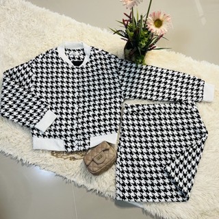 Set เสื้อ กระโปรงทวิต มีซับใน