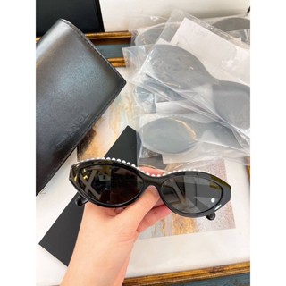 พร้อมส่งNew Chanel Sunglass(Ori) 📌อุปกรณ์ กล่อง ครบชุด  📌uv protect 400% 📌สินค้าจริงตามรูป งานสวยงาม