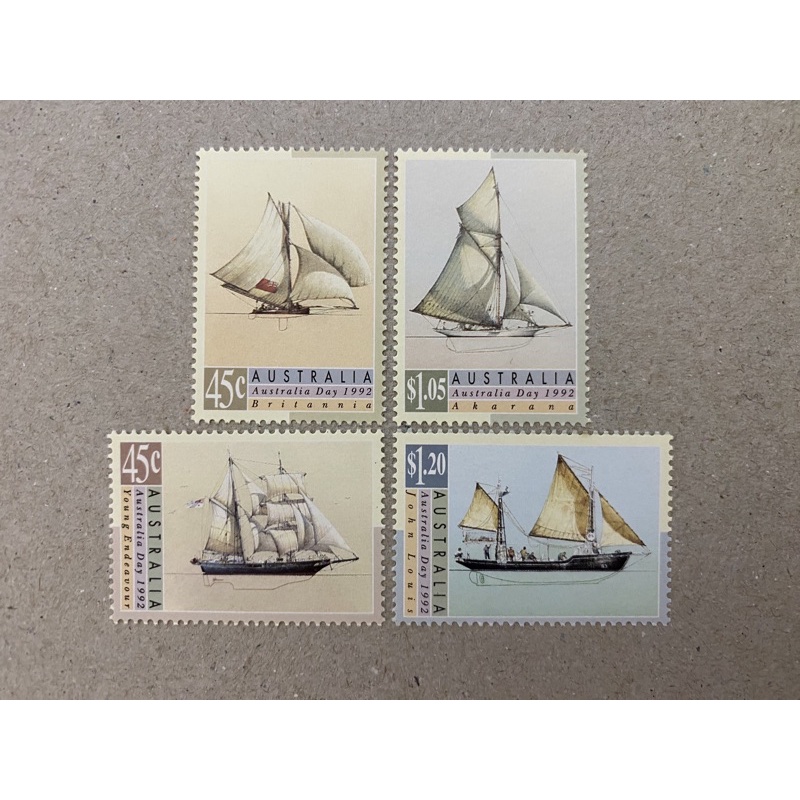 {JK} 1992 - ตราประทับเรือแล่นเรือใบวัน 4V MNH (สีเหลืองเล็กน้อย)